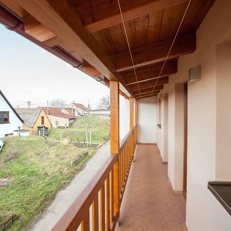 Sklipek Vinarstvi Paul Hotel Velke Bilovice ภายนอก รูปภาพ