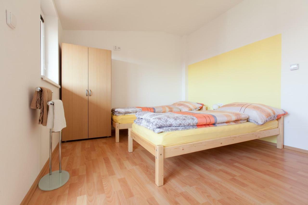 Sklipek Vinarstvi Paul Hotel Velke Bilovice ภายนอก รูปภาพ
